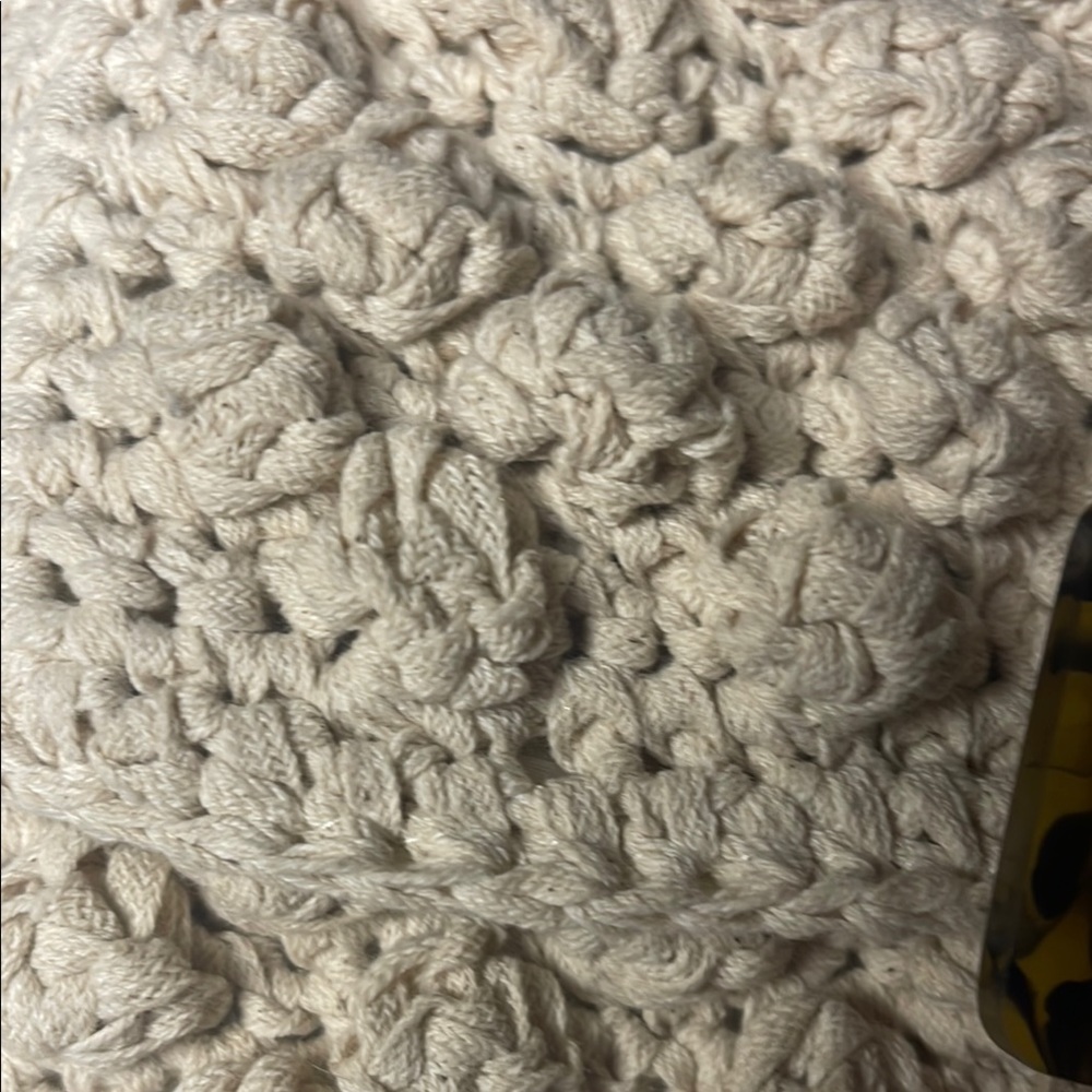 No Boundaries Cream Woven Shoulder Bag - Picture 3 of 11